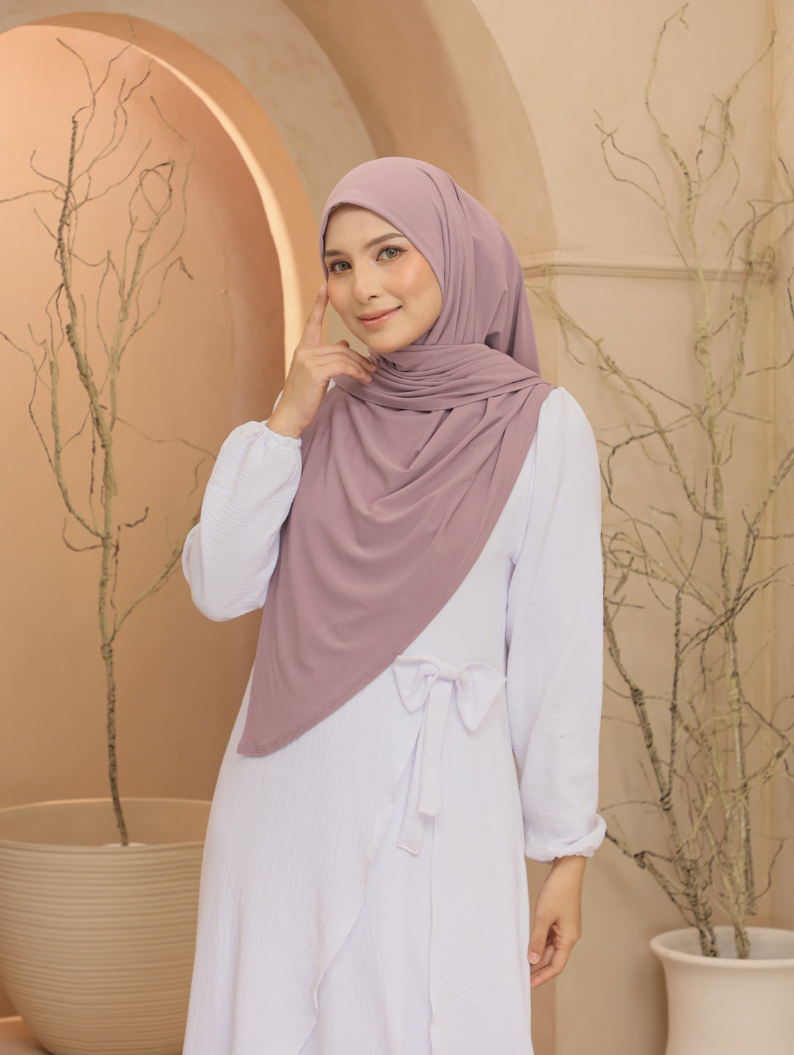 Bawal Lazy Premium Mosscrepe in Plum