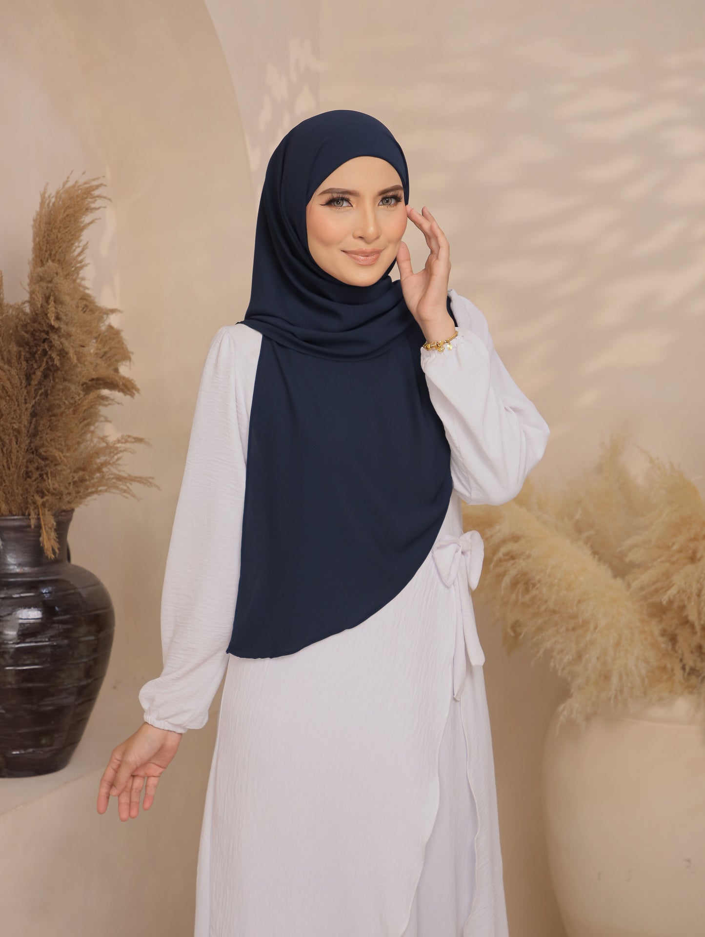 Trishawl Chiffon in MidnightBlue