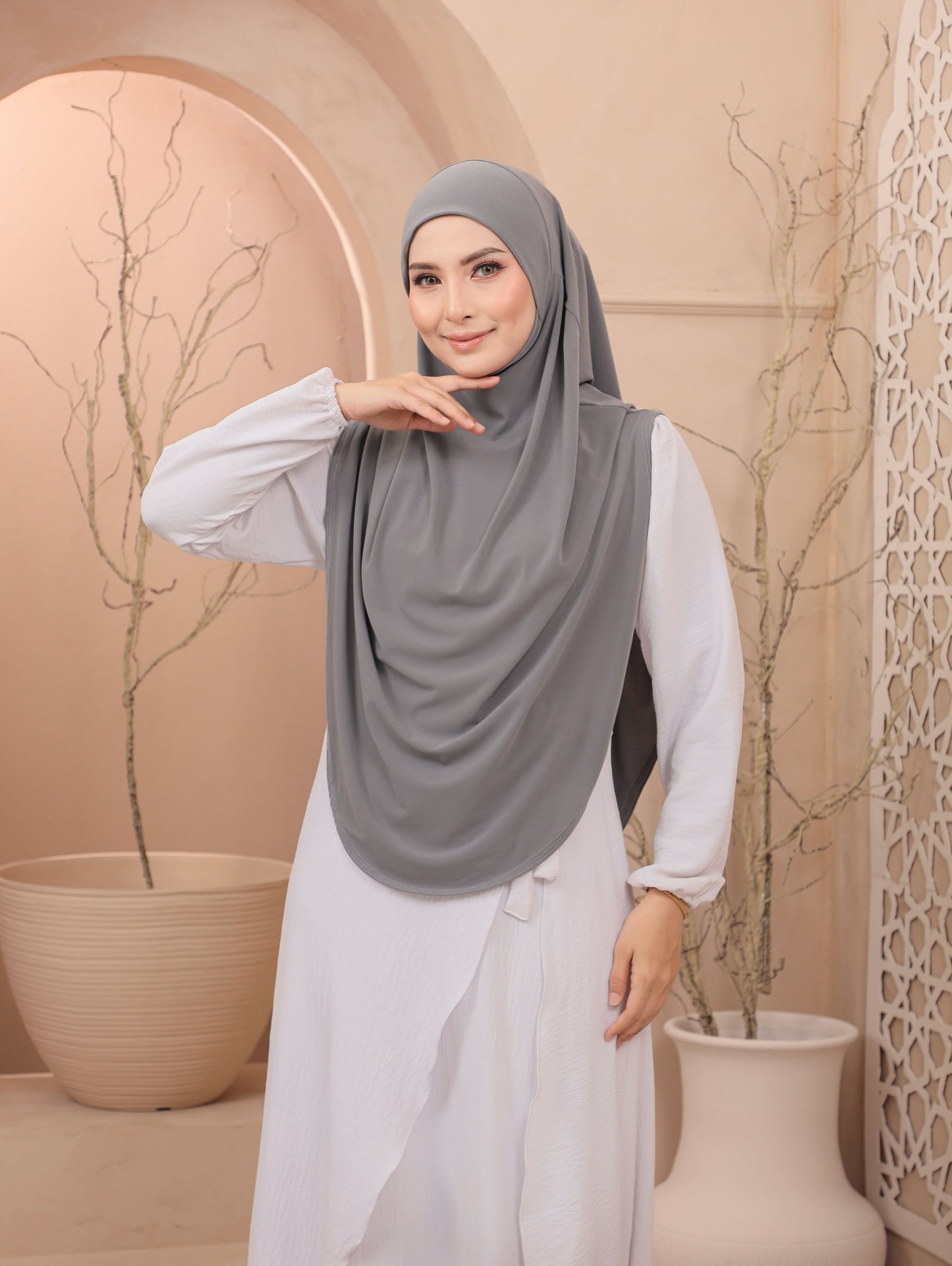Sarung Labuh in CoolGrey
