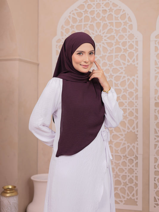 Trishawl in Darkpurple