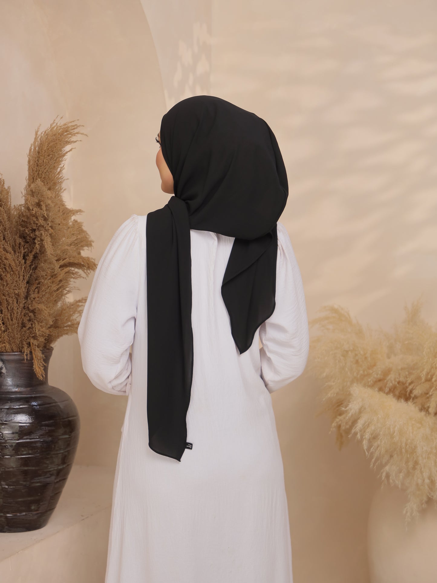 Hoodie Chiffon in Black