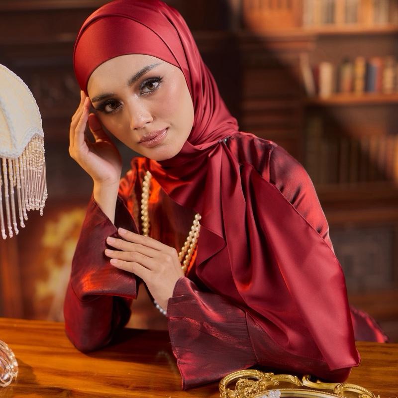 Trishawl Armani Silk in Maroon