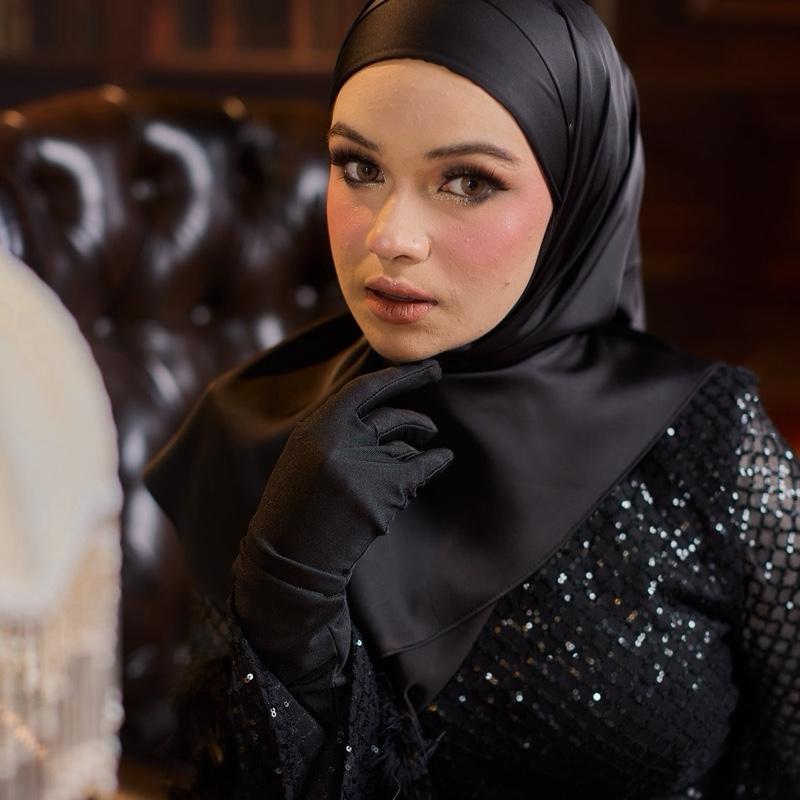 Trishawl Armani Silk in Black