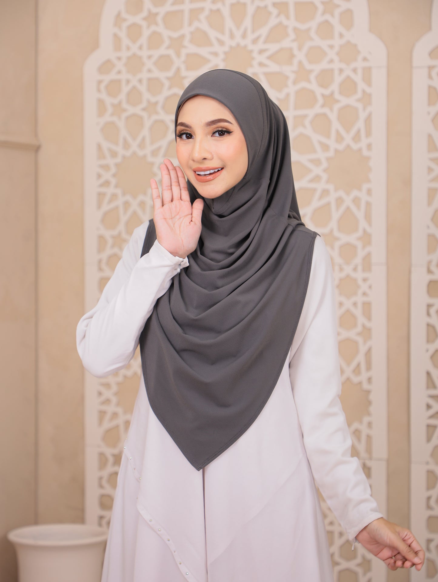 Husna Instant Hijab in Stormgrey