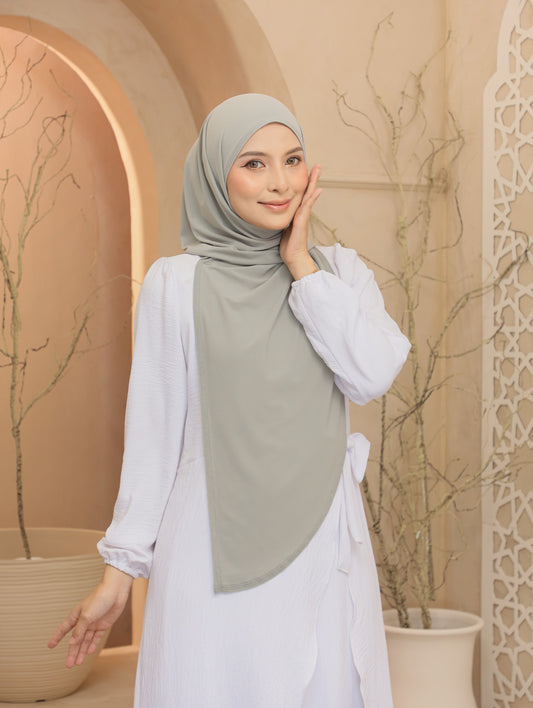 Hoodie Shawl in Silver