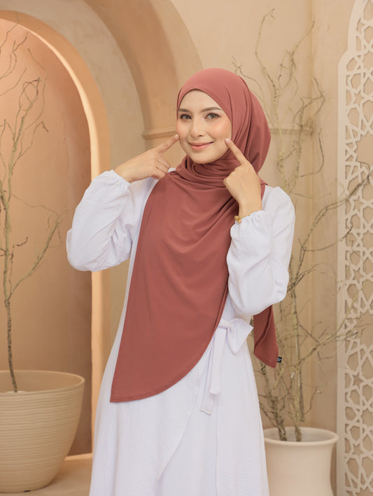 Hoodie Shawl in Blush