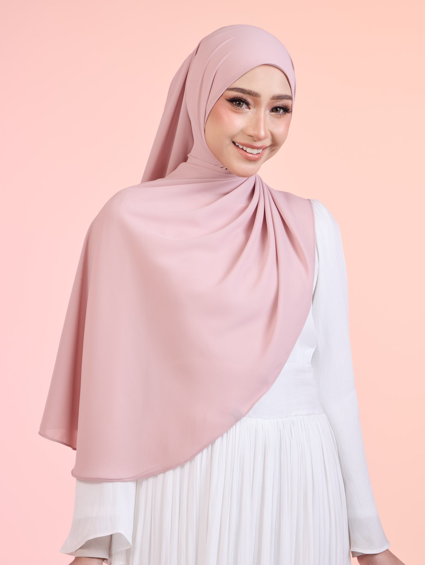 LUNARA Shawl in Rose Pink