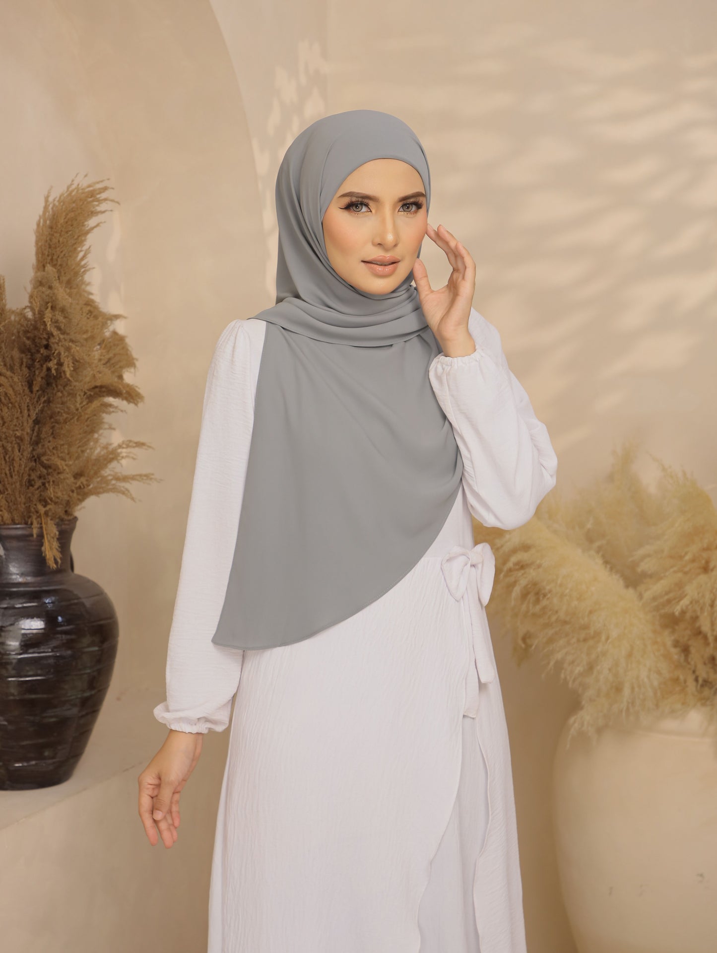 Trishawl Chiffon in Grey