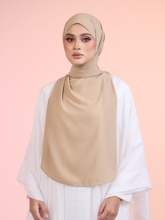 Butterfly Hoodie Shawl in Oat