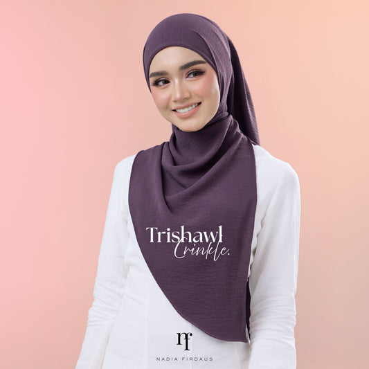 Trishawl Crinkle 2.0 in Berry