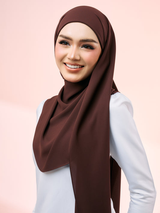 SNÄP Shawl in Rich Brown
