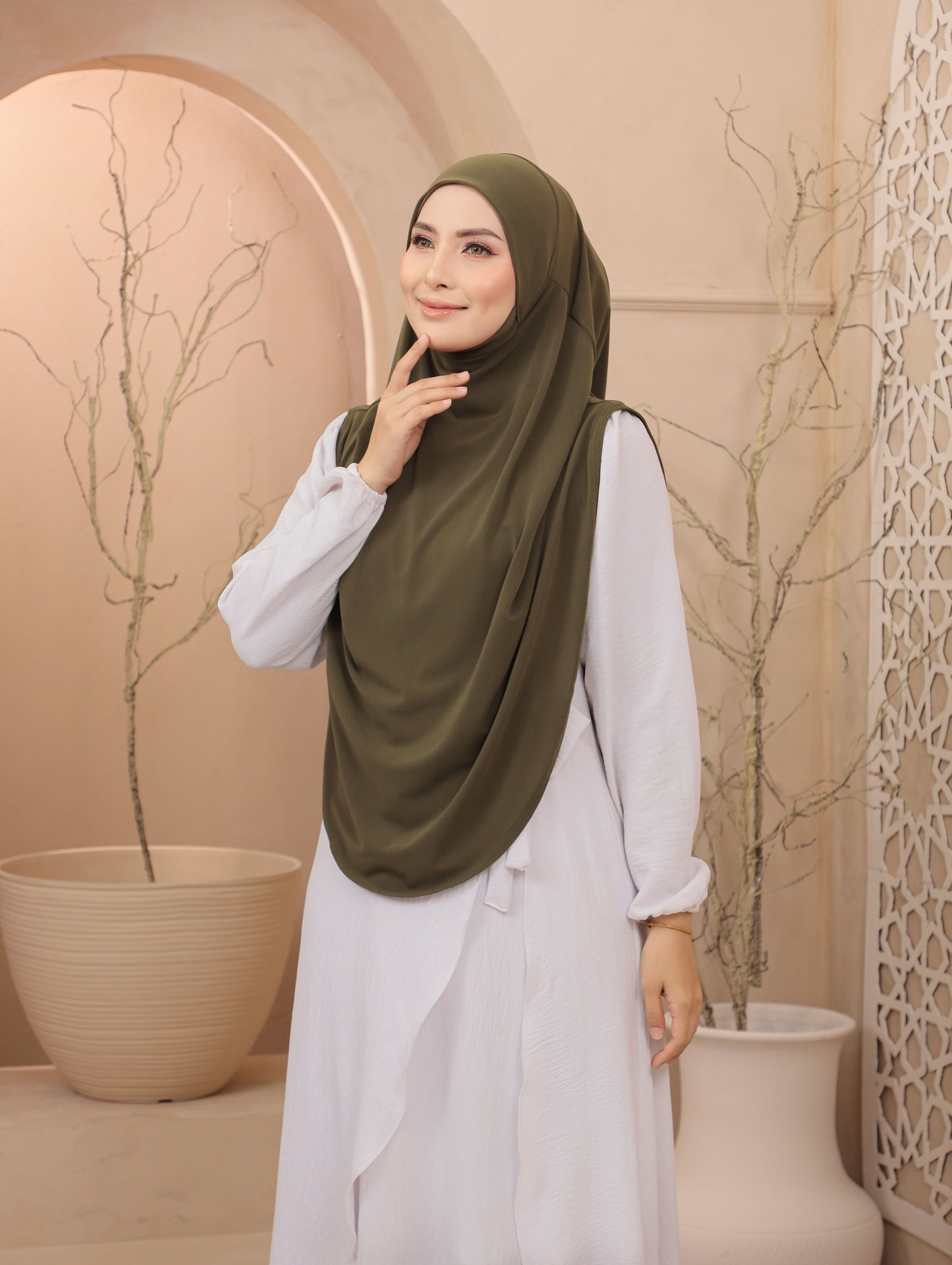Sarung Labuh in Olive